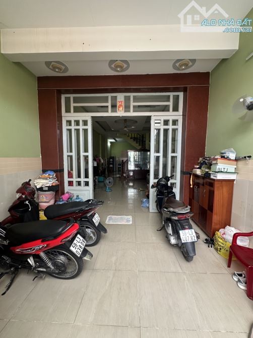 MAI HẮC ĐẾ Q8. NHÀ 3 TẦNG – 100m2 (4x25) HXH - OTO NGỦ TRONG NHÀ – 4.7 TỶ TL - 2