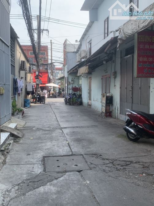 SÁT MẶT TIỀN HẺM Ô TÔ 6 MÉT KHU VIP BÌNH TÂN - 2