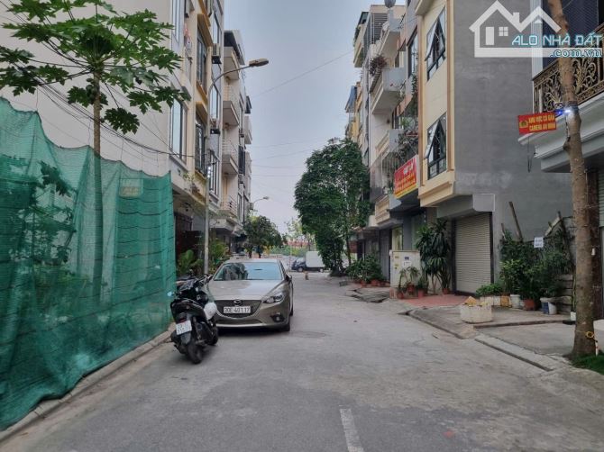 BÁN ĐẤT PHÂN LÔ, YÊN SỞ, HOÀNG MAI, Ô TÔ TẢI ĐỖ CỬA, TẶNG GIẤY PHÉP XÂY DỰNG  Diện tích 50 - 2