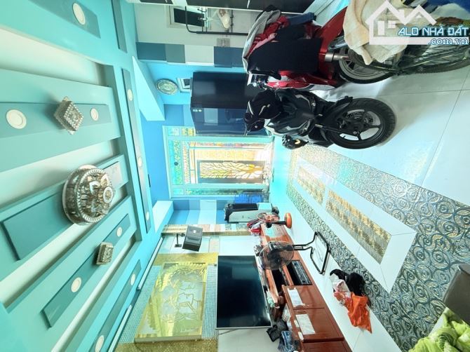 Vị trí đẹp! Nhà đẹp 5 tầng - Ngang 4.6m, hẻm xe hơi - Hoàng Hoa Thám - P.6 Q. Bình Thạnh - 2