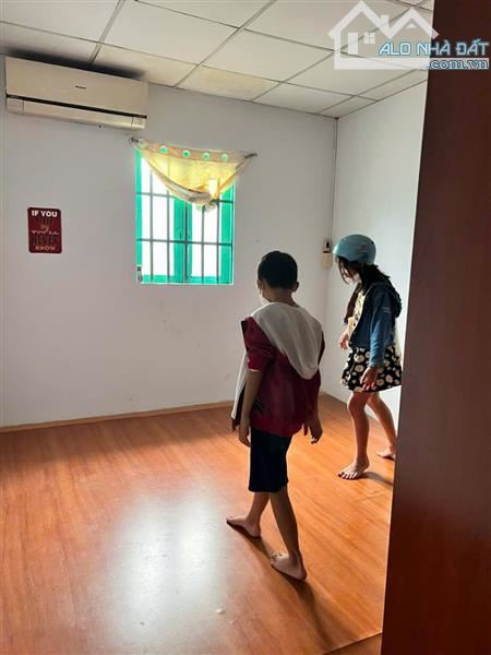 🏡 Bán Nhà Tân Sơn Nhì – 34m² – 2 Tầng Đẹp – Sổ Vuông – Giá Sốc 3.2 Tỷ - 2