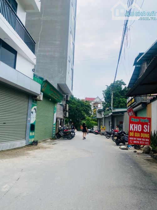 Bán nhà cấp 4 thông sàn kinh doanh thuận lợi tại băng 2 Tôn Đức Thắng, Khai - 2