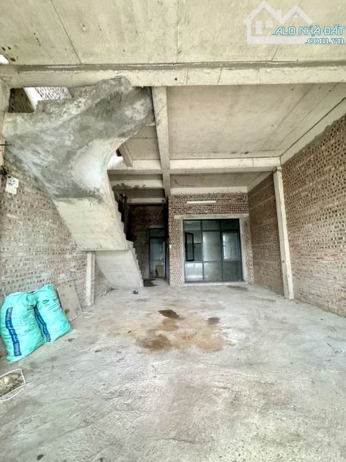 Bán Shophouse KĐT sinh thái Xuân Phương, 90m2, 4 tầng, kinh doanh..., giá 26 tỷ. - 2