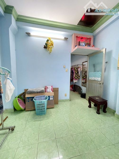 LÝ THƯỜNG KIỆT QUẬN 10 34M2 4 TẦNG, CÁCH MẶT TIỀN 1 CĂN. NHỈNH 6 TỶ - 2