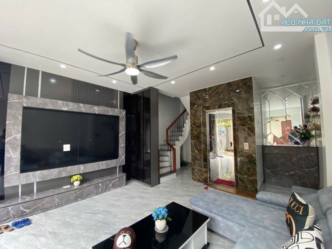 BÁN NHÀ ĐÀM QUANG TRUNG-LONG BIÊN CHÂN CẦU VĨNH TUY - GẦN AEON MANL ,LONG BIÊN - 2