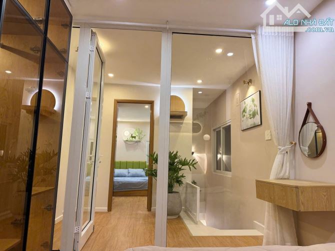 TỔ ẤM VỢ CHÒNG TRẺ, 2 TẦNG HOÀNG DIỆU TT TP , CHỈ HƠN 2 TỶ. - 2