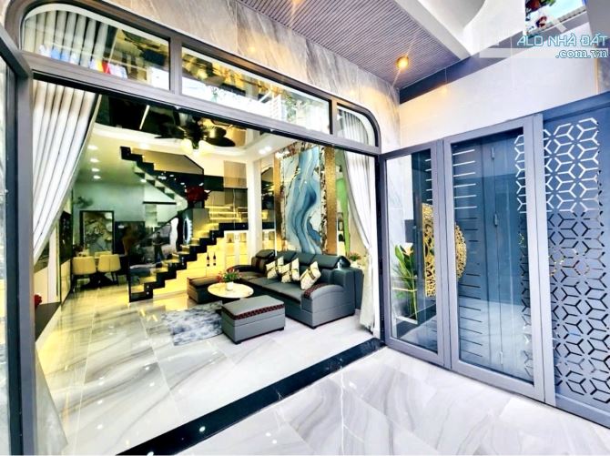 Bán nhà Nguyễn Văn Lượng - Hẻm xe hơi - 2 tầng 3PN- tặng Full nội thất- Chỉ 6 tỷ hơn - 2