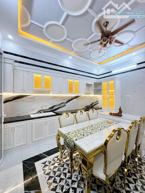 NẮM CHÍNH CHỦ BÁN NHÀ 2 TẦNG MẶT TIỀN ĐƯỜNG XUÂN THỦY - 2