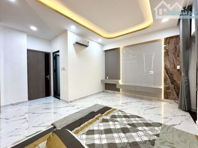 BÁN NHÀ XÂY MỚI 3 TẦNG - Ô TÔ ĐỖ CỬA - Đ. NGÔ ĐỨC KẾ, BÌNH THẠNH - 51M2 (4.8x11) - 8.3 TỶ - 2