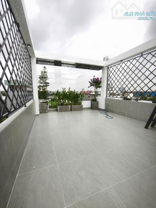 Bán nhà đẹp an phú đông q12 ,sát gò vấp full nội thất 4T đường 12m chỉ hơn 6 tỷ - 2