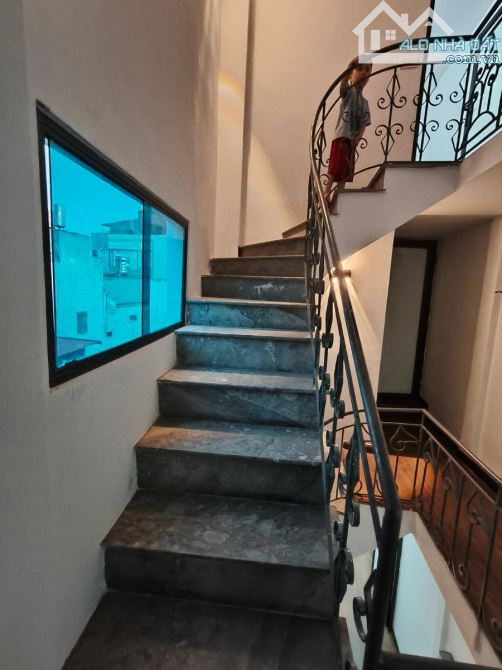 BAN Nha TRƯƠNG ĐỊNH – 34M² x 5 TẦNG – 6 PHÒNG NGỦ – NGÕ Ô TÔ - KINH DOANH–CHỈ  5.95TỶ. - 2