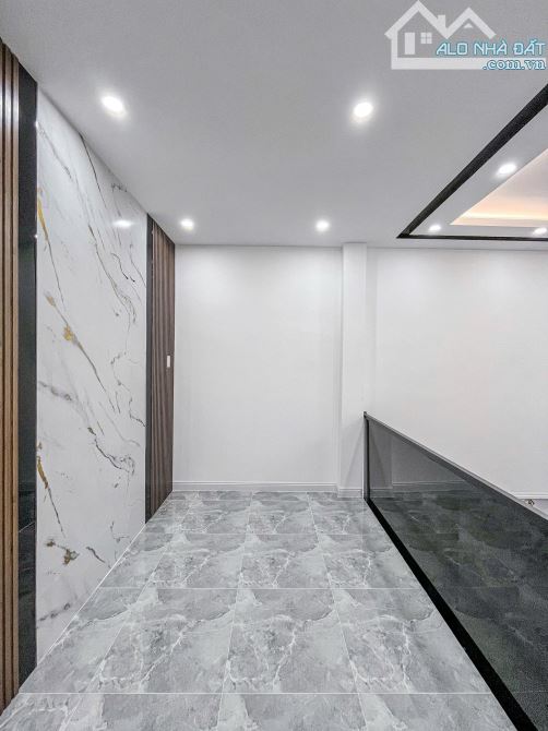NẮM CHÍNH CHỦ BÁN NHÀ HẺM NGUYỄN VĂN LINH GẦN CHỢ BÀ BỘ - 2