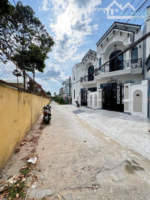 NẮM CHÍNH CHỦ BÁN NHÀ 2 TẦNG HẺM 28 HUỲNH PHAN HỘ - 2