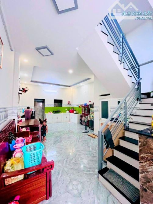 BÁN NHÀ TÂN HOÀ ĐÔNG 3 TẦNG 70M2 TẶNG NỘI THẤT CƠ BẢN 50M RA MẶT TIỀN CHỈ 6.X TỶ - 2