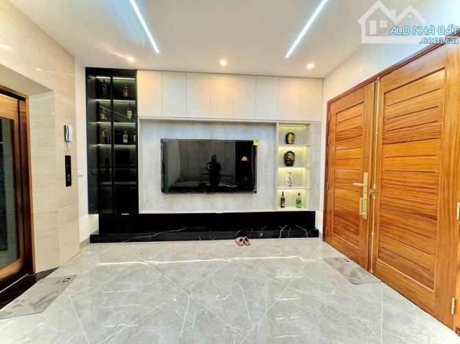 BÁN NHÀ PHỐ TRẦN KHÁT CHÂN – DTXD 55m2* 5 Tầng , Thang máy, ngõ Ô Tô. 13.5 Tỷ Mới xây - 2