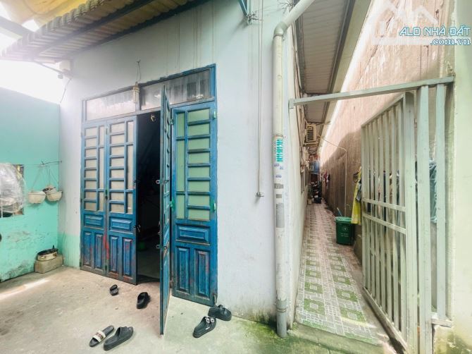 Bán Dãy Trọ 6 Phòng Ngay Chợ Choá, Trung Mỹ Tây, Dòng Tiền 10 Triệu Tháng, Gần Coopmart Tô - 2