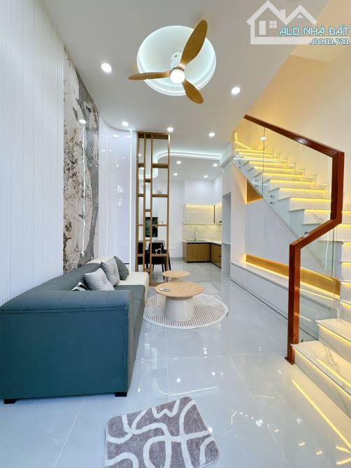 NẮM CHÍNH CHỦ BÁN NHÀ 2 TẦNG FULL NỘI THẤT HẺM 6 NGUYỄN TRÃI - 2