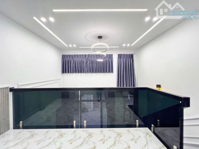 NẮM CHÍNH CHỦ BÁN NHÀ 2 TẦNG HẺM 5M  NGUYỄN VĂN LINH - 2