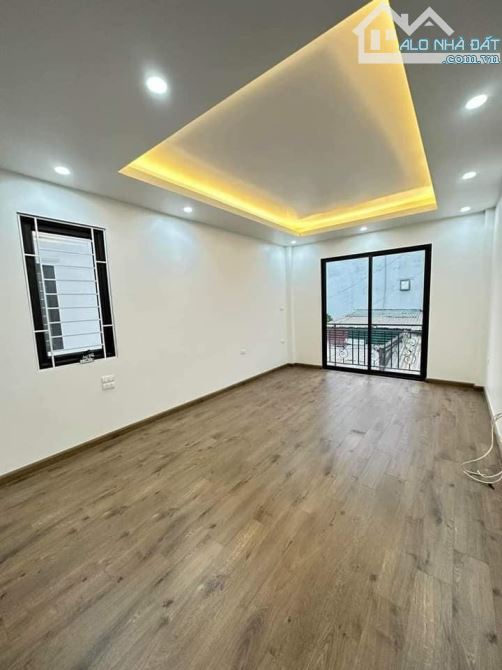 Bán nhà Trần Cung, 10m ô tô, sát phố, nội thất xịn sò, 43m2, 10.2 tỷ. - 2