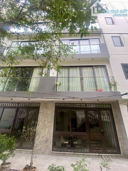 Bán nhà Hoa Lâm _Việt Hưng 6 tầng - 2