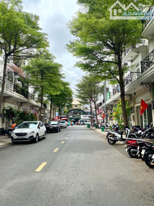 Bán gấp nhà MT khu City Land Phường 7 Gò Vấp DT:5 X 18 Trệt 3 lầu Giá 19.8 Tỷ - 2