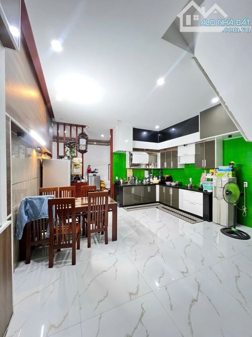 BÁN NHÀ ĐẸP 3 TẦNG –  – GIÁ CHỈ 6,9 TỶ - 2