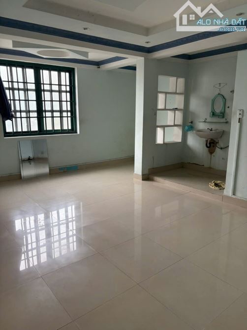 13.5TỶ-BÁN TOÀ NHÀ 28P TRỌ , ĐƯỜNG O TÔ, p. linh chiểu,tp. thủ đức ,167m2 sát chợ thủ đức - 2