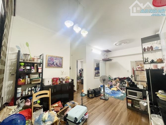 BÁN CĂN HỘ CHUNG CƯ CAO CẤP -PHỐ TRẦN QUÝ KIÊN -QUẬN CẦU GIẤY-VIEW SÂN CHƠI -65 m2-2 Ngủ - 2