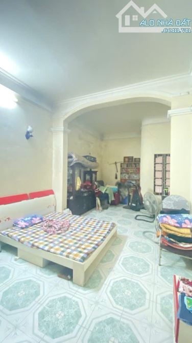 BÁN NHÀ TRUNG TÂM HOÀNG MAI 74M2 GIÁ CHÀO 12.5 TỶ, NGÕ RỘNG RÃI,THỬA ĐẤT ĐẸP - 2