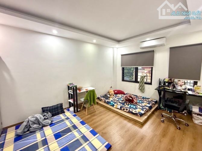 DƯƠNG KHUÊ - NHÀ ĐẸP 5 TẦNG -LÔ GÓC THOÁNG SÁNG - 30m ra Ô TÔ - NGÕ RỘNG THOÁNG - GẦN BÃI - 2