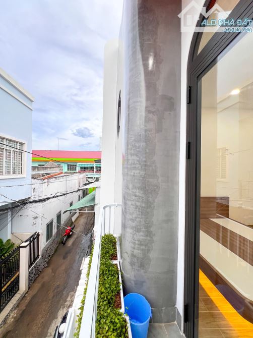 CẶP NHÀ TRỆT LẦU HẺM 6 NGUYỄN TRÃI NỐI DÀI - GẦN CHỢ CÁI RĂNG - 30