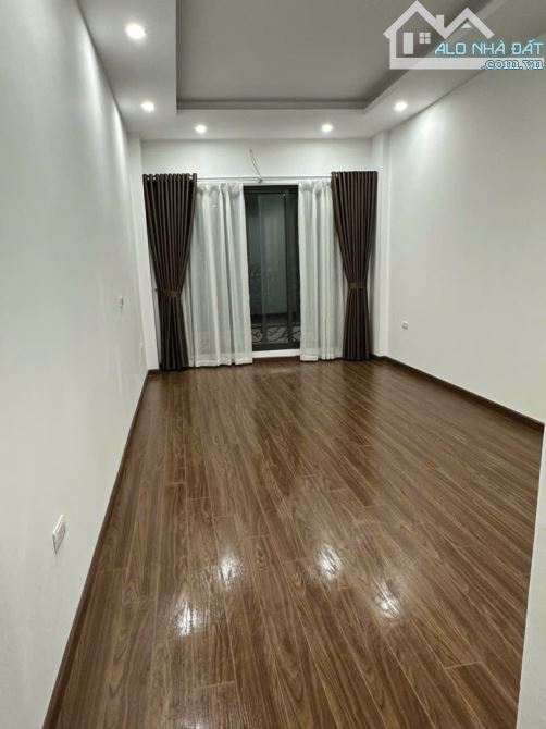 🏠 Phạm Văn Đồng, 36m2 chỉ 7.15 tỷ, mới tinh, ô tô đỗ, sát phố, gần Ciputra, cực hiếm - 3