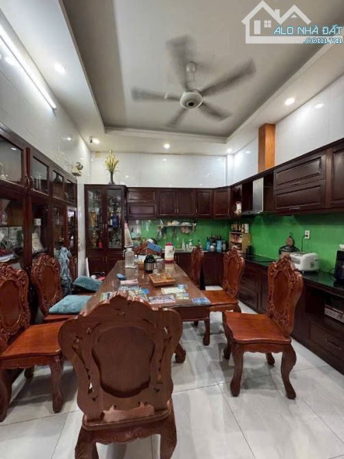 SIÊU PHẨM 4 TẦNG MẶT TIỀN KINH DOANH HIỆP THÀNH Q12 GIÁ RẺ NHƯ TRONG HẺM. - 3