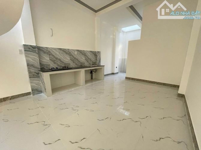 60m2  NHÀ ĐẸP HẺM XE HƠI 4M - 2 TẦNG SÂN THƯỢNG Huỳnh Tấn phát  THỊ TRẤN NHÀ BÈ - 3