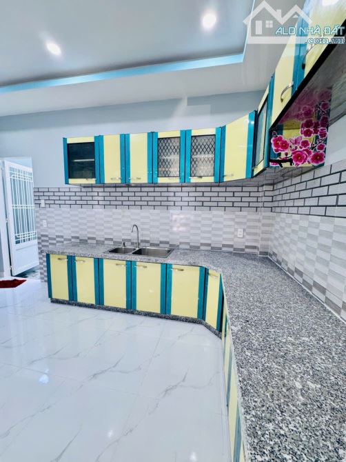 Nhà Thạnh Lộc 31 ( 5M x 12M ) 1 trệt 1 lầu , đường 7M khu dân cư Q12 - 3