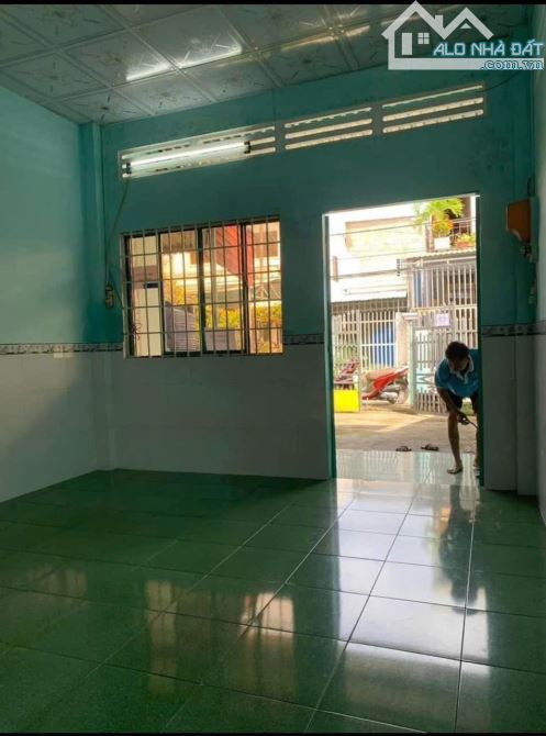 Chấn động! Chủ Cần Tiền bán nhanh Căn nhà710tr SổHồngRiêng Sẵn 80m2 Ngay Tân hiệp Hóc Môn - 3