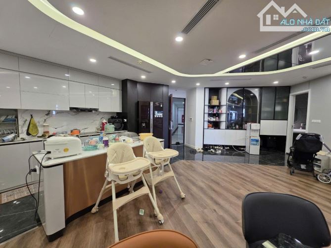 Bán căn hộ 125m2 4pn, 3wc chung cư 335 Cầu Giấy sổ đỏ chính chủ - 3