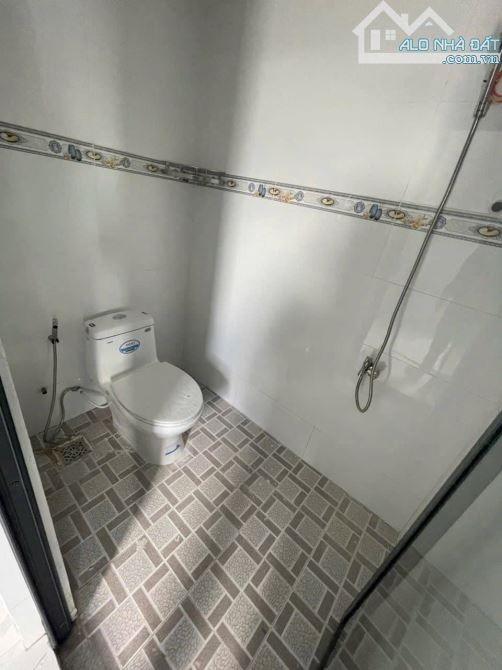 Bán nhanh dãy trọ 10P vừa mới sơn sửa lại, Thái Mỹ, SHR, Giá 1 tỷ 250. - 3