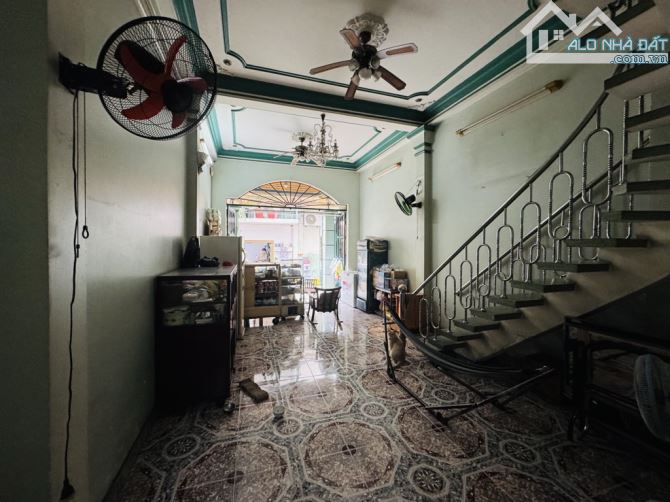 NHÀ 3 TẦNG HOÀNG VĂN THỤ - GẦN SÂN BAY - HẺM NHỰA 6M THÔNG - DT 54M - GIÁ 9.6 TỶ - 3