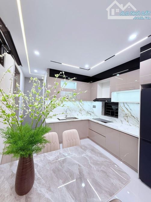 2 tầng kiệt Nguyễn Phước Nguyên Full Nội Thất - cách đường chính 50m - 3