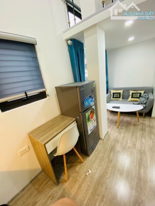 Cho Thuê CCMN Ngõ 235 Yên Hoà Cầu Giấy 30m2 Gác Xép Ban Công Thang Máy Full Đồ Gần Chợ Lớ - 3