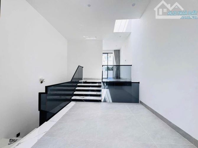 🏠 BÁN NHÀ 3 TẦNG ĐẸP – PHONG CÁCH HIỆN ĐẠI – KIỆT Ô TÔ TÔN ĐỨC THẮNG, LIÊN CHIỂU - 3