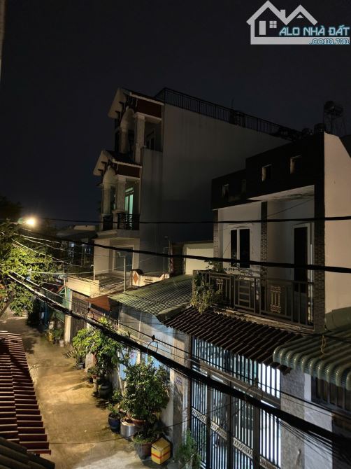 NHÀ 2 MẶT TIỀN - HẺM Ô TÔ TRÁNH – BÙI VĂN NGỮ, Q12 – 100m² (5 x 20) – 2 TẦNG – 4 PHÒNG TRỌ - 3