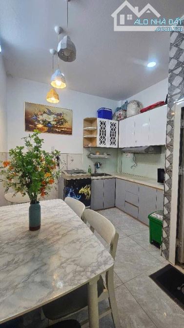 NHÀ ĐẸP TẶNG NỘI THẤT, VÀO Ở NGAY _2TẦNG_ GẦN NHÀ GA T3, CHỢ PHẠM VĂN BẠCH _P15_TÂN BÌNH - 3