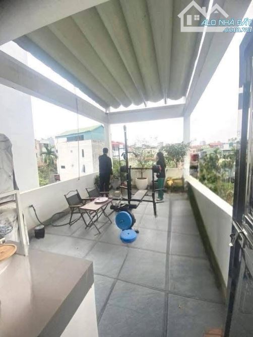 Khu vực Xuân La, Xuân Đỉnh , 36m2 nhỉnh 8 tỷ, ô tô đỗ, sát mặt phố, full nội thất , hiếm - 3