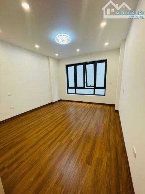 🏡 BÁN NHÀ MỚI LẠC LONG QUÂN  34M2 x 5 TẦNG  – FULL NỘI THẤT – 8.3 TỶ - 3
