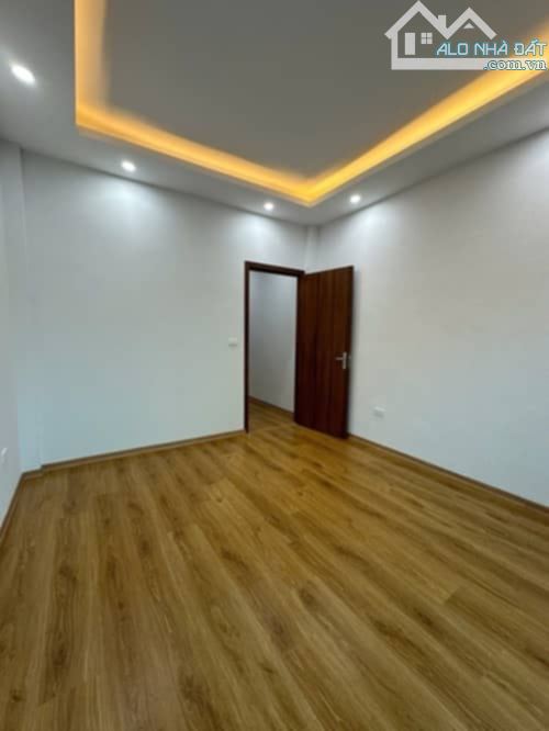 Nhà đẹp  Đại Tự - Kim Chung- Hoài Đức DT 39 m2 x  4 tầng, mt 3.5 m  Giá 5.35 Tỷ - 3