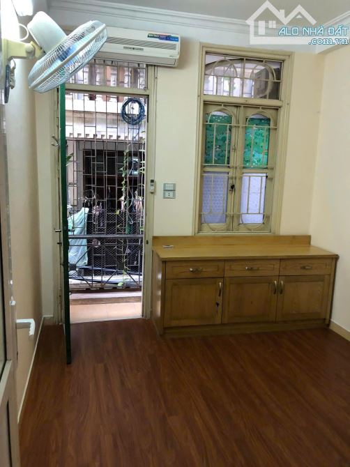 CHO THUÊ NHÀ NGUYÊN CĂN NGÕ 155 CẦU GIẤY, DT 30M2 X 4 TẦNG, 3 NGỦ, GIÁ 10 TRIỆU. - 3