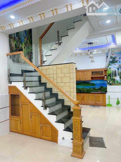 Bán Nhà Khu Lê Văn Quới - Mới Xây 4 Lầu - 60m2 - Hẻm 7m Thông - Chỉ 6,x Tỷ - 3