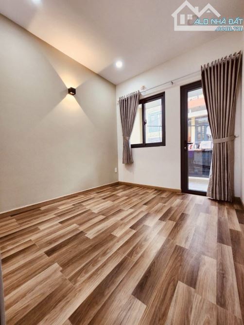 Nhà mới đẹp, 2 tầng, SHR, gần Nguyễn Tất Thành, 4,14 tỉ. - 3